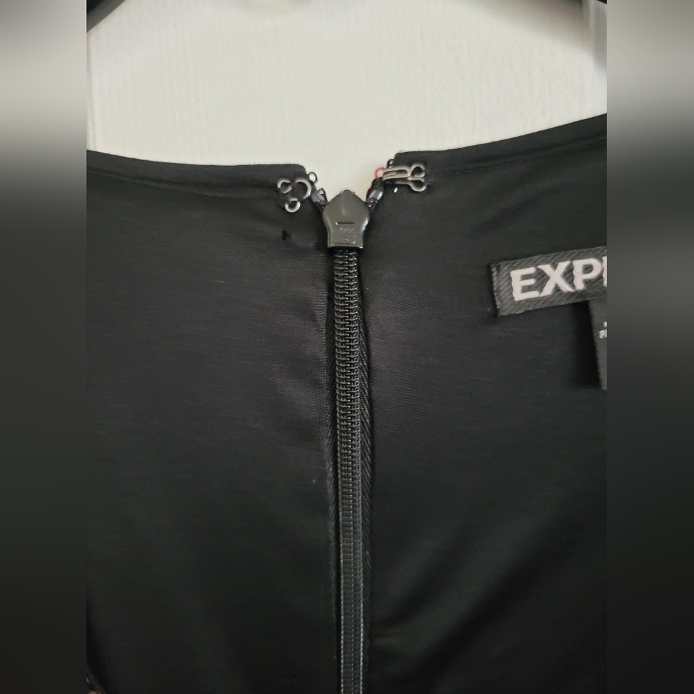 Express Women's Red Copper Sequin V-neck Mini Dress Size 8 - Picture 3 of 6